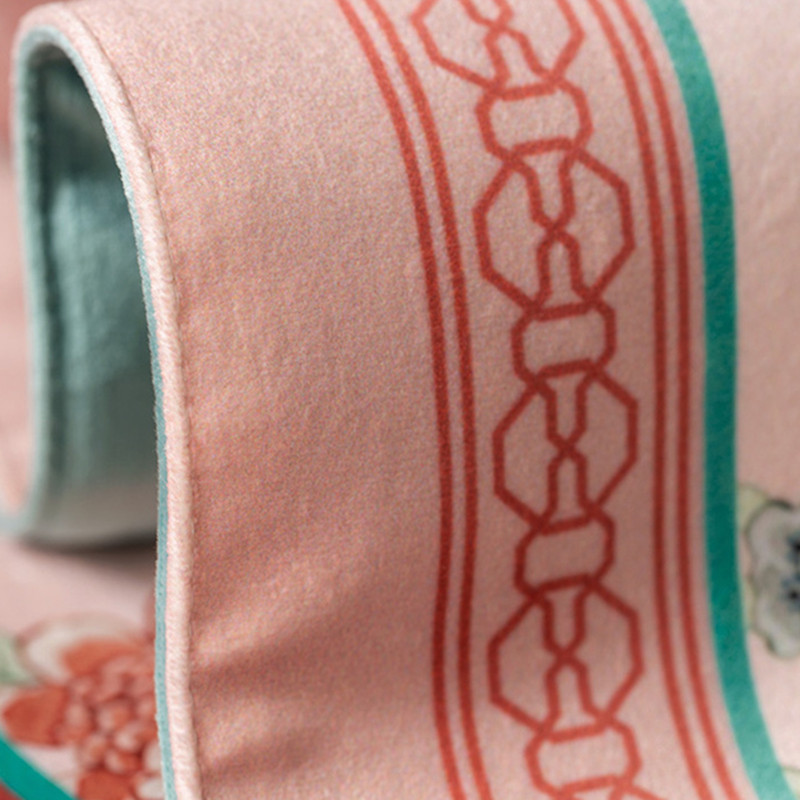 Lantern Pillow New Chinese Flo - огляд і ціна Bolster Cushion Round